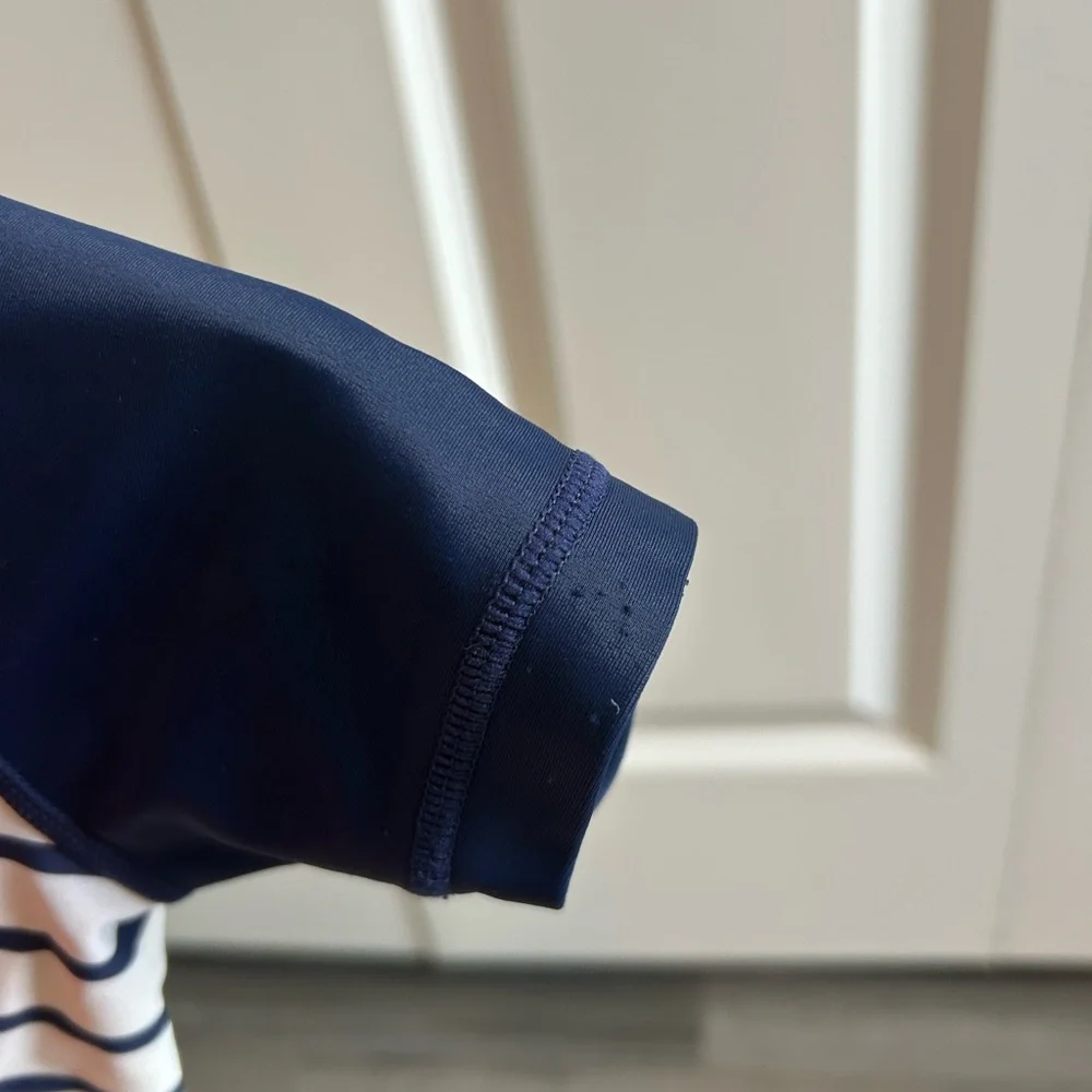 Hanna Andersson red white and blue swim top size 12-18 months (75) - Picture 4 of 4